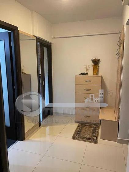 Apartament cu 2 camere decomandat în Gară