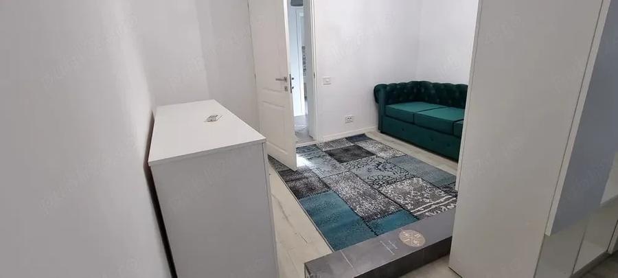 Garsonieră decomandată în Decebal