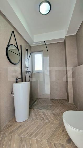 Casă individuală cu 4 camere cu Canalizare în Florești