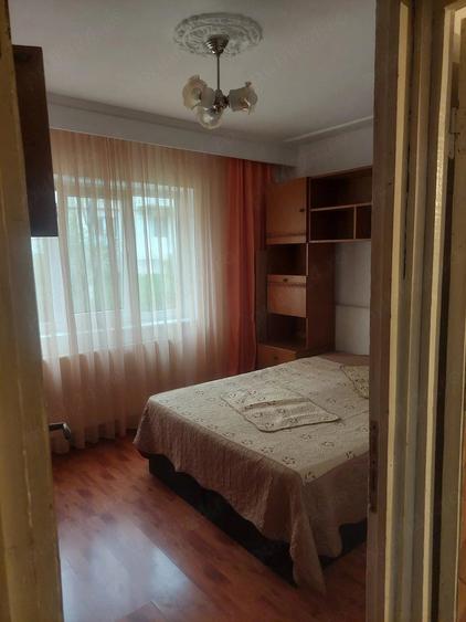 Apartament cu 2 camere decomandat în Găvana