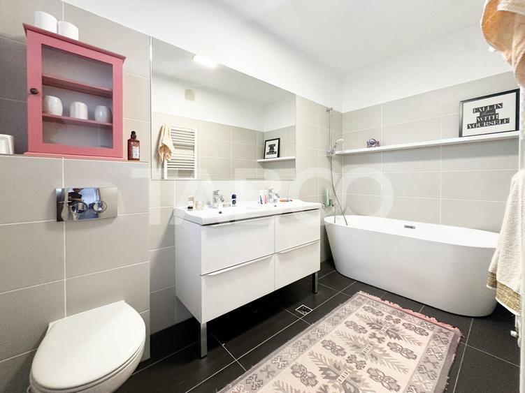 Duplex cu 4 camere cu Canalizare în Borhanci