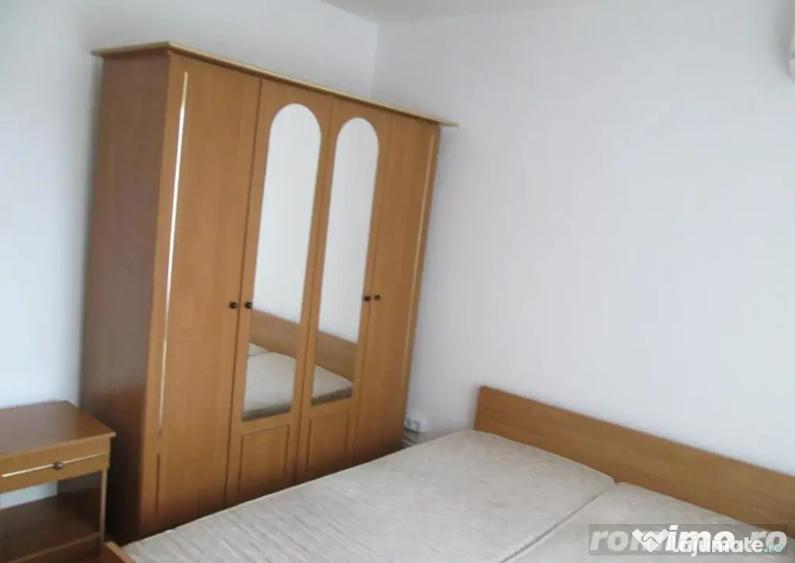 Apartament cu 2 camere decomandat în Parcul Carol