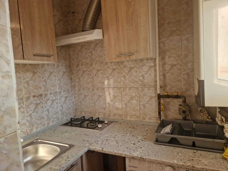 Apartament cu 2 camere decomandat în Exterior Vest