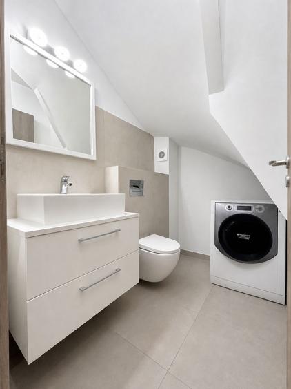 Duplex cu 5 camere cu Canalizare în Pipera