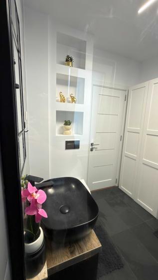 Apartament cu 3 camere în Lazaret
