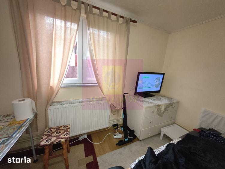 Casă cu 3 camere cu Teren 320 Mp în Colibași