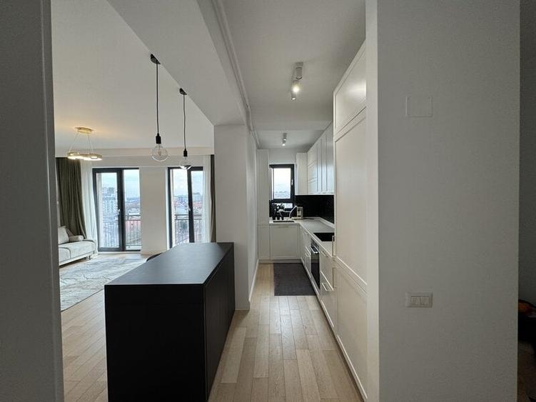 Apartament cu 3 camere decomandat, mobilat în Tineretului