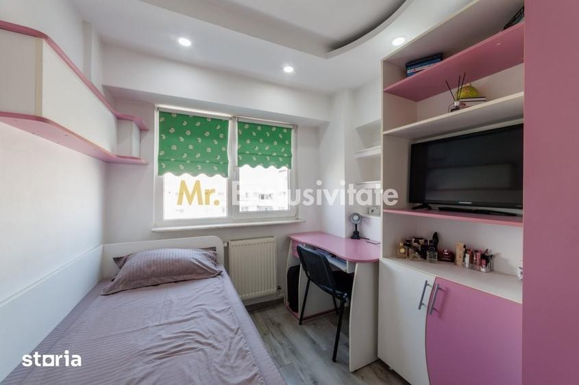 Apartament cu 3 camere decomandat în Prundu