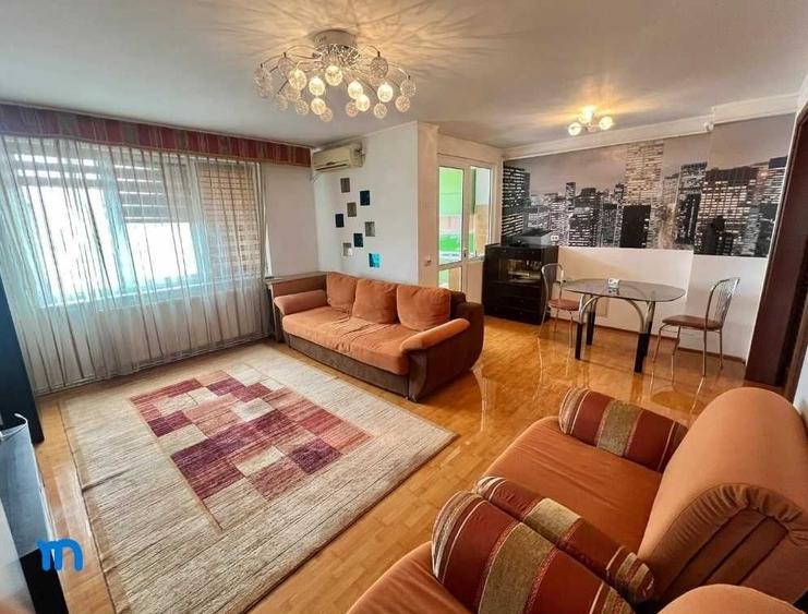 Apartament cu 3 camere decomandat, mobilat în Ultracentral