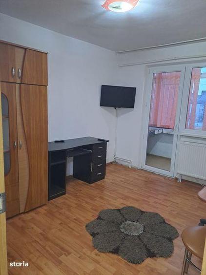 Apartament cu 3 camere în Ostroveni