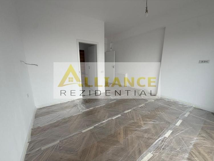 Casă cu 3 camere cu Canalizare în Berceni