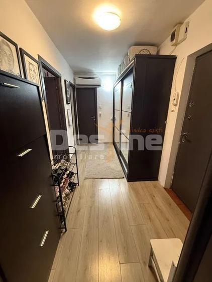 Apartament cu 2 camere decomandat, mobilat în Trocadero
