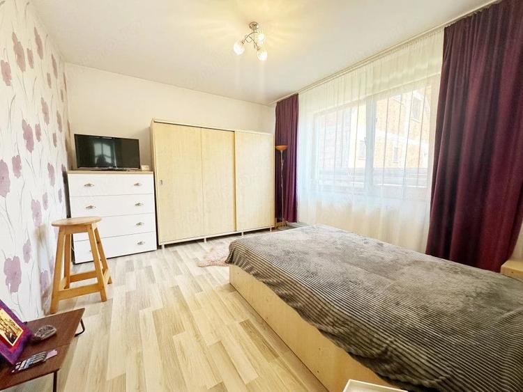 Casă cu 3 camere cu Teren 500 Mp în Moșoaia