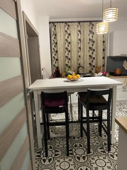 Duplex cu 4 camere cu Canalizare în Dâmbul Rotund