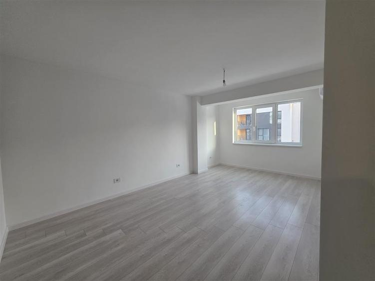 Apartament cu 2 camere decomandat în Păcurari