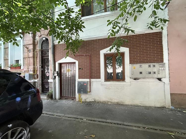 Garsonieră semidecomandată în Central