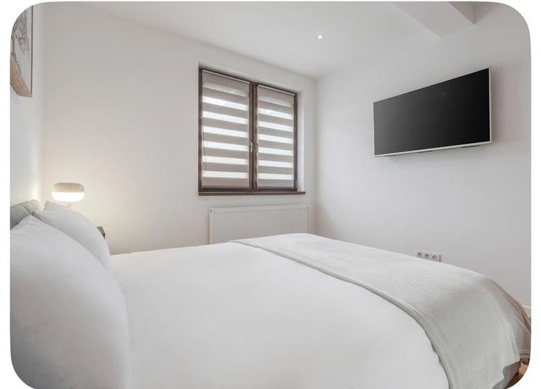Apartament cu 3 camere decomandat în Ultracentral