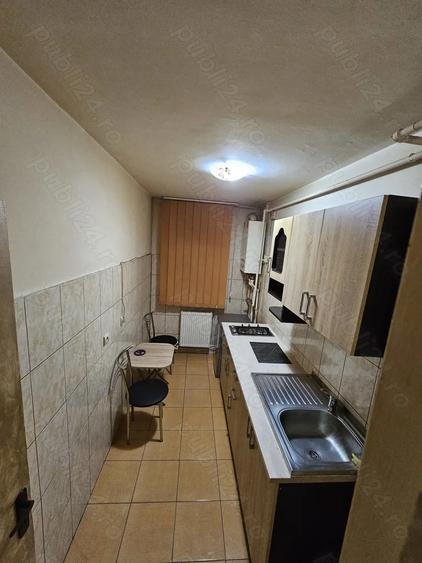 Garsonieră decomandată în Central