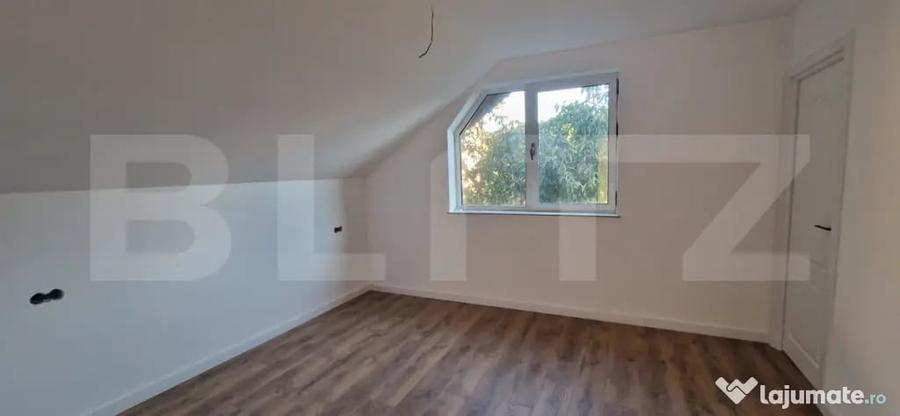 Casă cu 5 camere cu Teren 393 Mp în Lăpuș