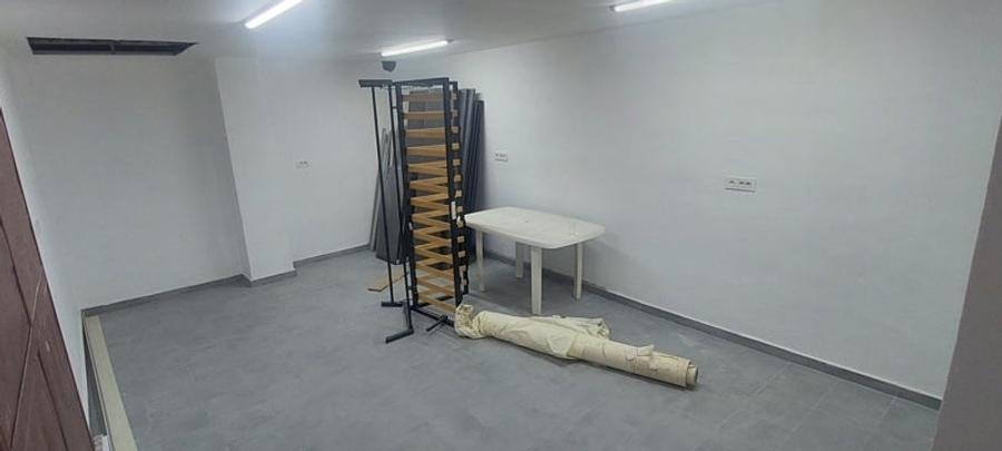 Spațiu comercial, de 370 mp, în Străulești