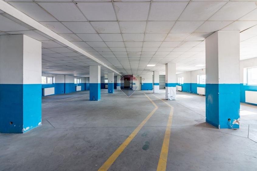 Spațiu industrial, de 1,550 mp, în Glina