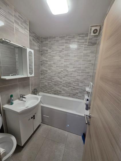 Garsonieră decomandată în Olteniței