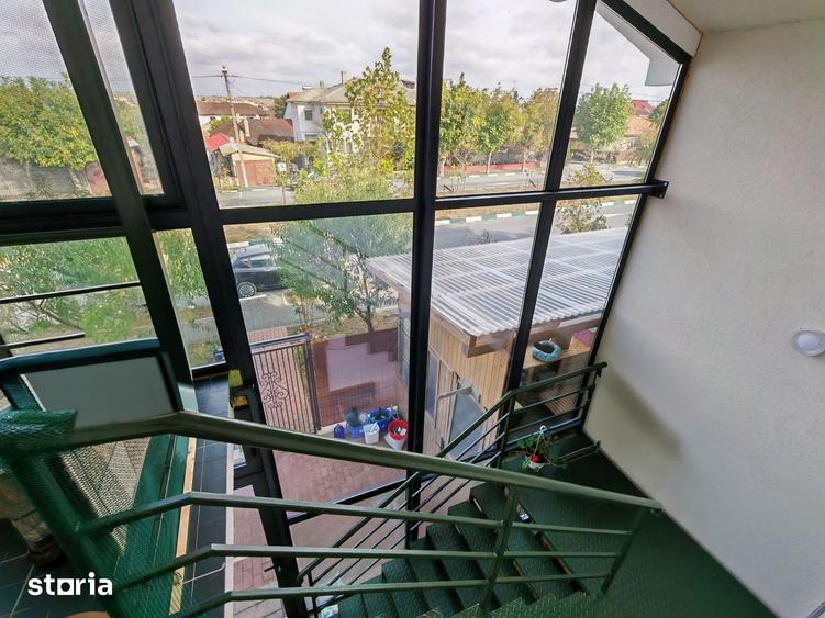 Casă cu 5 camere cu Teren 486 Mp în Central