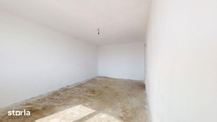 Apartament cu 4 camere decomandat în Rahova