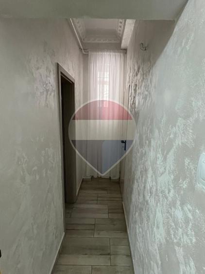 Apartament cu 4 camere semidecomandat, mobilat în Națiunile Unite