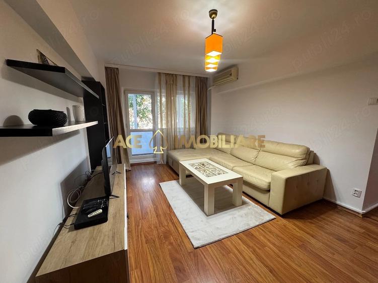 Apartament cu 3 camere semidecomandat, mobilat în Baba Novac