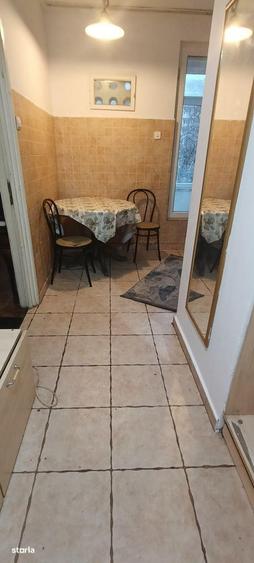 Apartament cu 2 camere semidecomandat în 1 Mai