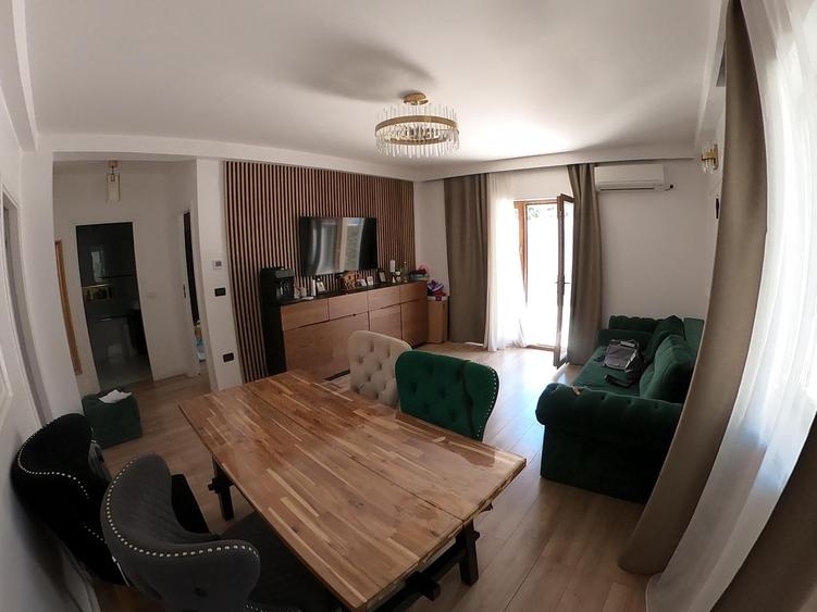 Apartament 3 camere cu centrala termica si curte proprie - 1