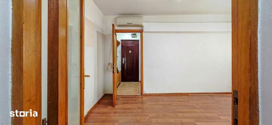 Apartament cu 2 camere semidecomandat în Ferentari