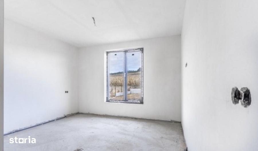 Casă cu 5 camere cu Teren 515 Mp în Baciu
