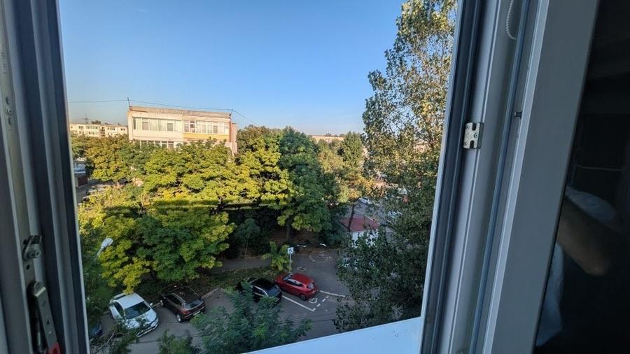Apartament cu 2 camere semidecomandat în Micro 16