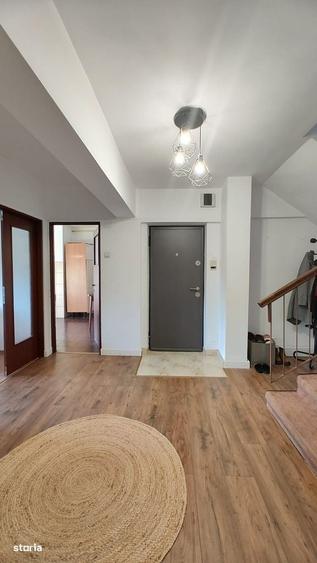 Apartament cu 4 camere în Central