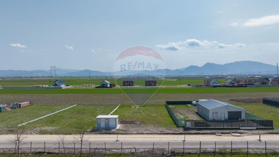 Teren Construcții intravilan de 942 mp, în Hărman