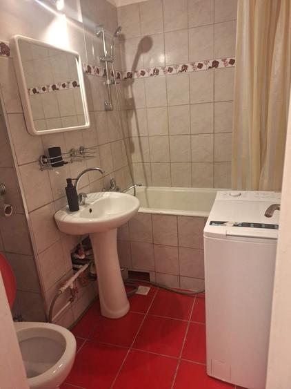 Garsonieră decomandată în Exterior Vest