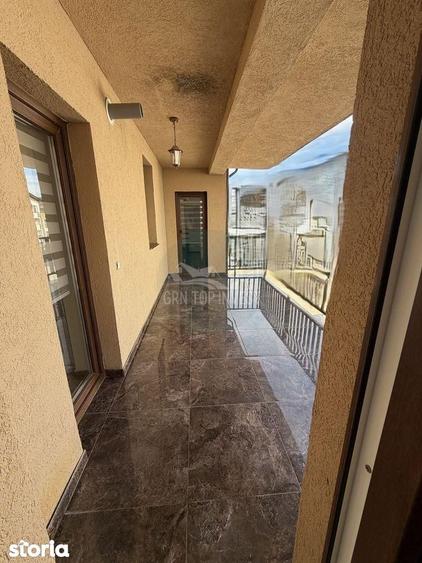 Apartament cu 3 camere, mobilat în Central