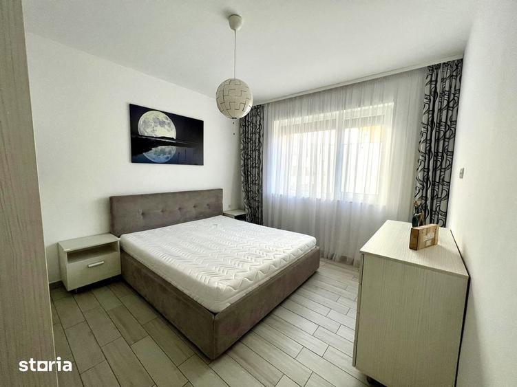 Apartament cu 3 camere semidecomandat în Est