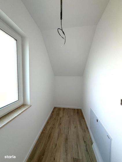 Casă cu 4 camere cu Teren 400 Mp în Central