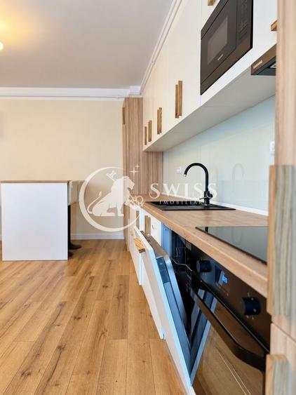 Apartament cu 3 camere semidecomandat, mobilat în Central