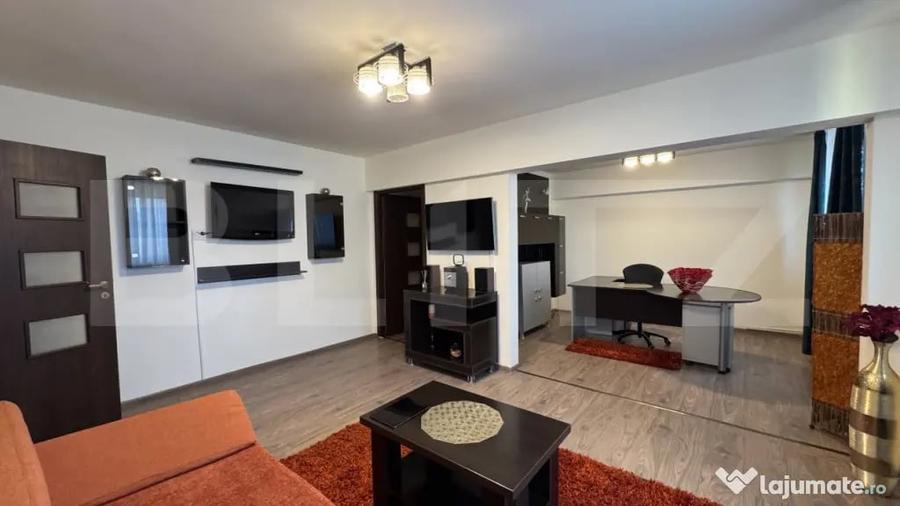 Apartament cu 3 camere semidecomandat, mobilat în George Enescu