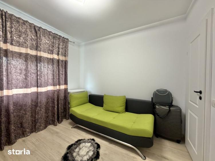 Casă cu 5 camere cu Teren 300 Mp în Sânmihaiu Român