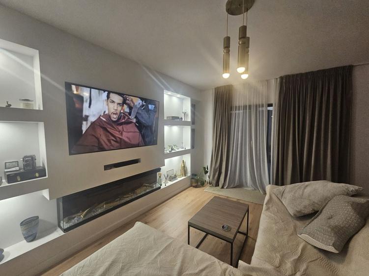 Casă cu 4 camere cu Canalizare în Mărăcineni