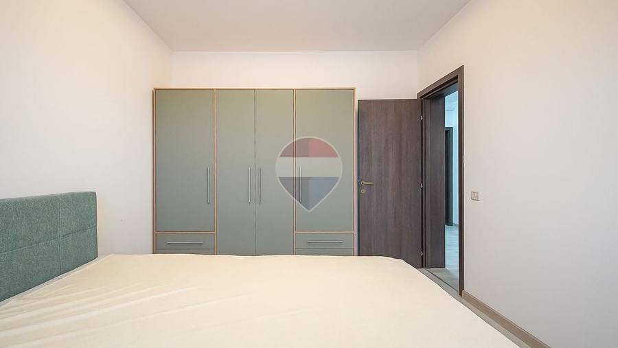 Apartament cu 2 camere decomandat, mobilat în Sânpetru