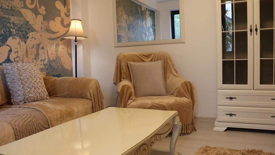 Apartament cu 2 camere decomandat, mobilat în Tătărași