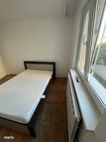 Apartament cu 3 camere decomandat în Sebastian