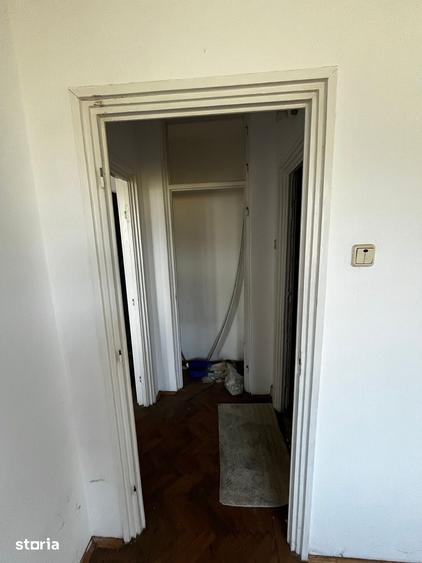 Apartament cu 2 camere semidecomandat în 1 Mai