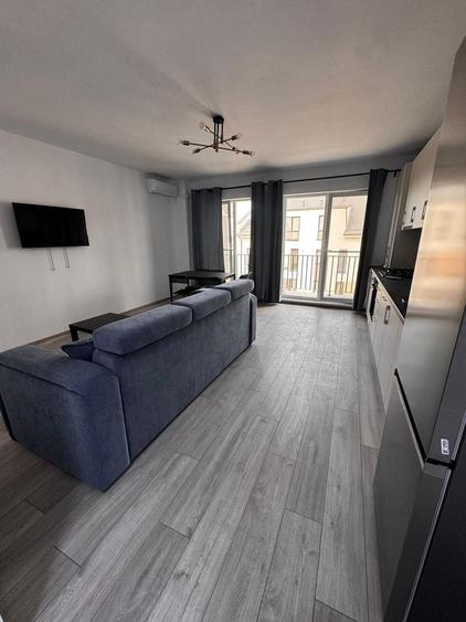 Apartament cu 2 camere, mobilat în Sud